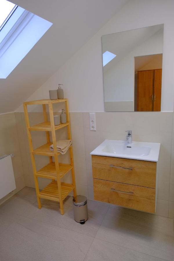 Apartment Ferienweingut Wissing Frieda *